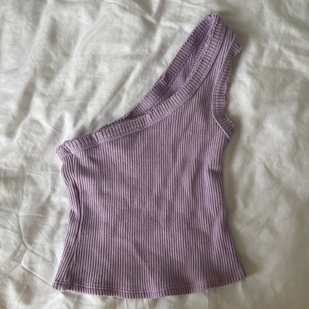 URBAN OUTFITTERS RIBBED ONE-SHOULDER PURPLE TANK TOP SIZE SMALL